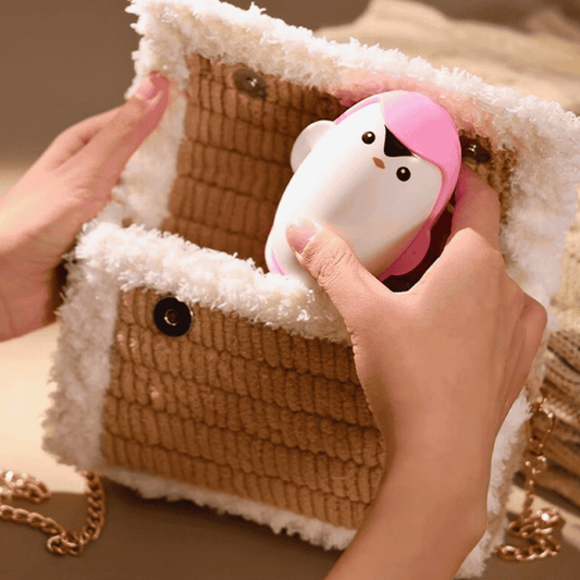 Mini Penguin Lint Remover